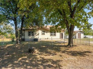 363638 E 5800th Rd, Jennings, OK 74038