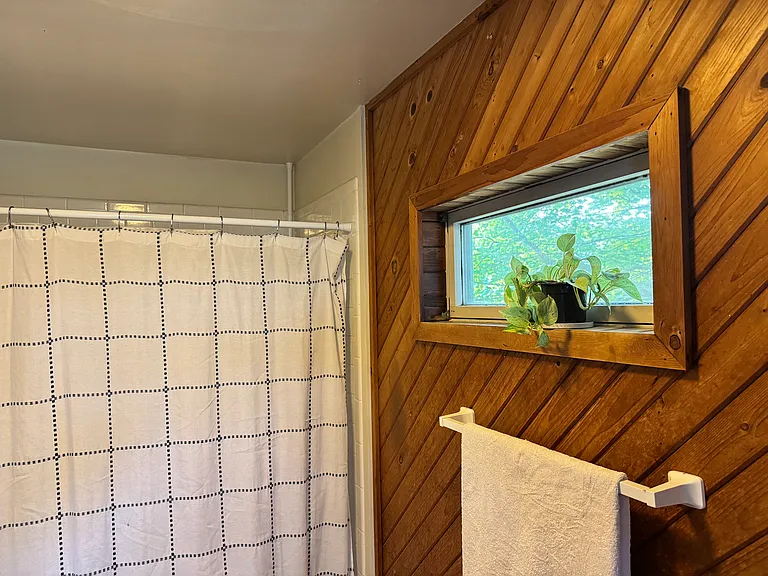 717 N Tioga St #B — Photo 25