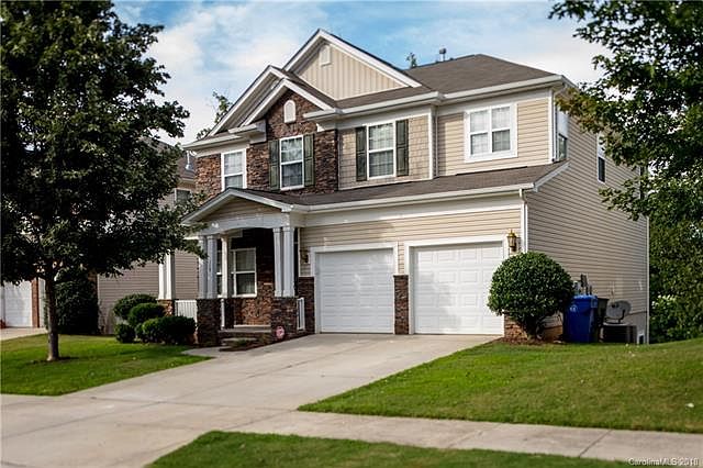 1st image of 115 Silverspring Pl