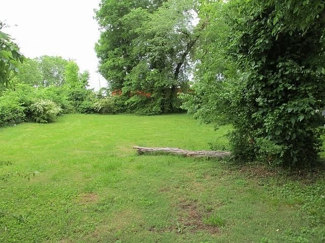 2nd image of 1202 Beauty Ave