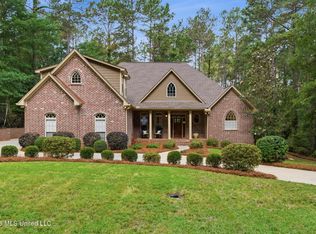 97 Crystal Crk, Hattiesburg, MS 39402