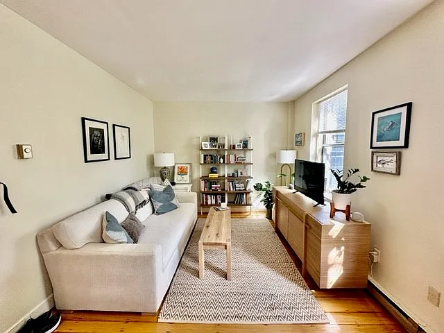 37 Tileston St #3R — Photo 3