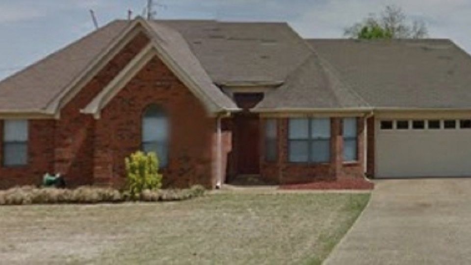 1st image of 5594 Confederate Cir E
