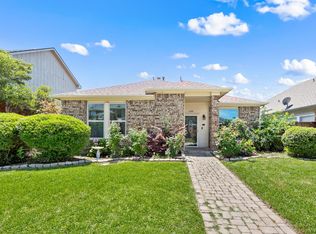 2140 Falcon Ridge Dr, Carrollton, TX 75010