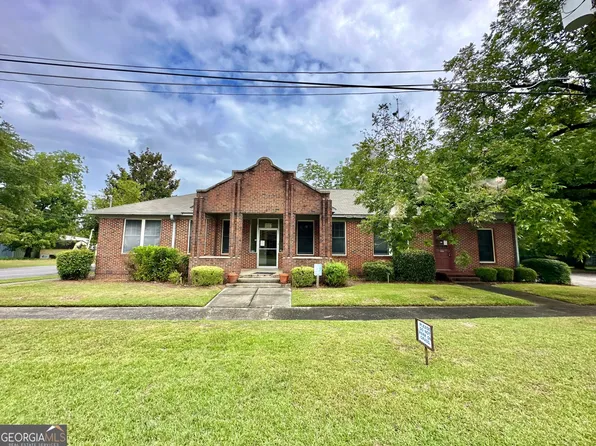 205 Foster St, Eastman, GA 31023