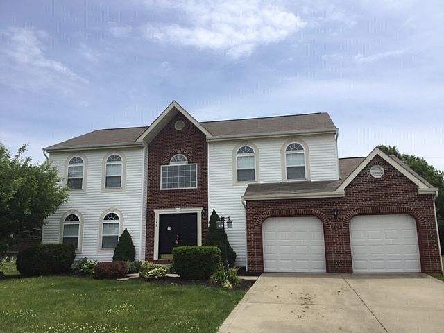 1st image of 148 Knights Bridge Dr E