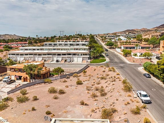2nd image of 505 Marti Pl