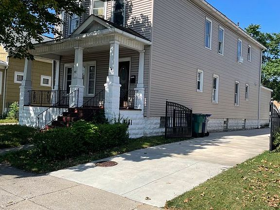 5th image of 30 Blake St