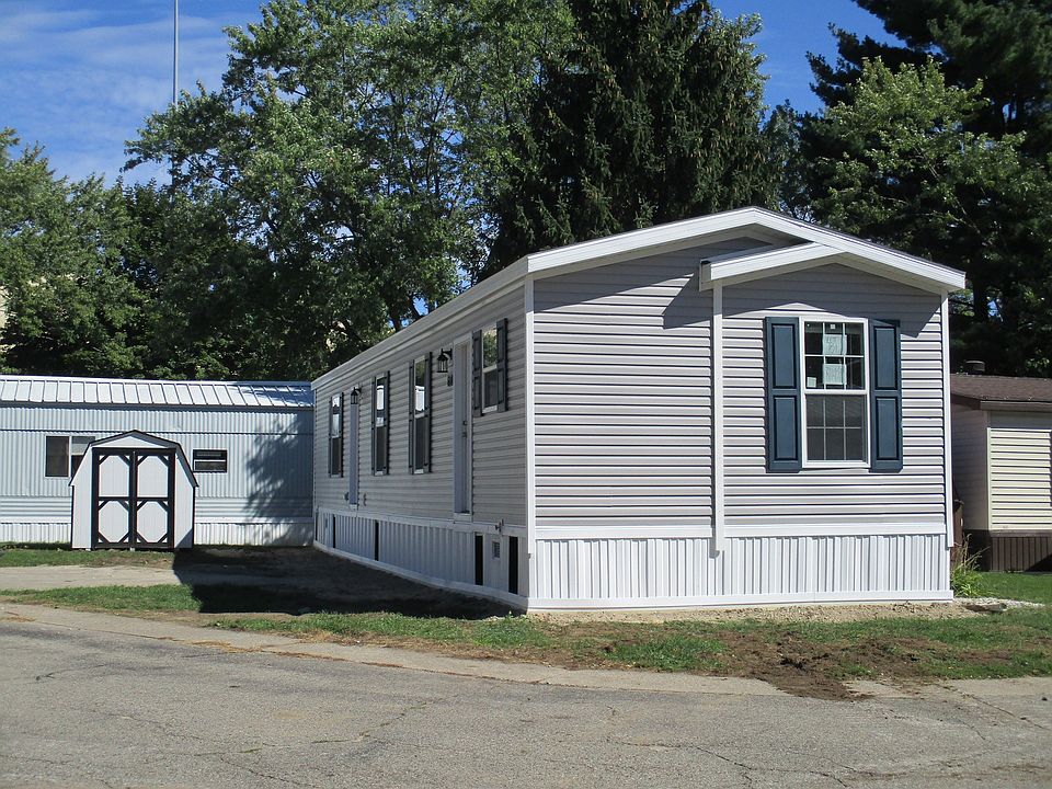 2nd image of 6471 S Division Ave #151