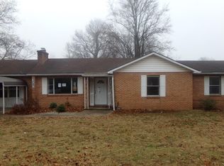 305 W Cleveland Ave, Monett, MO 65708