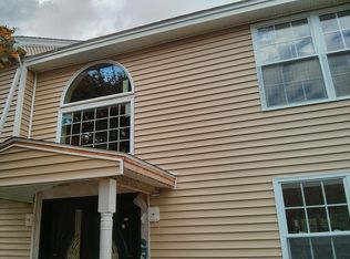 1 Kenny Ln, Merrimack, NH 03054