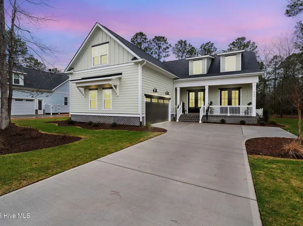 807 Breezewood Drive SE, Bolivia, NC 28422