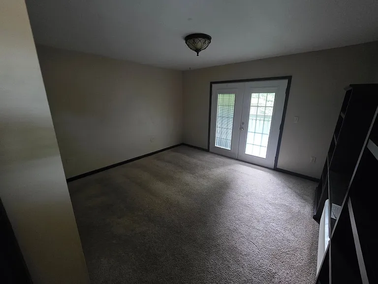 3415 Barber St — Photo 7