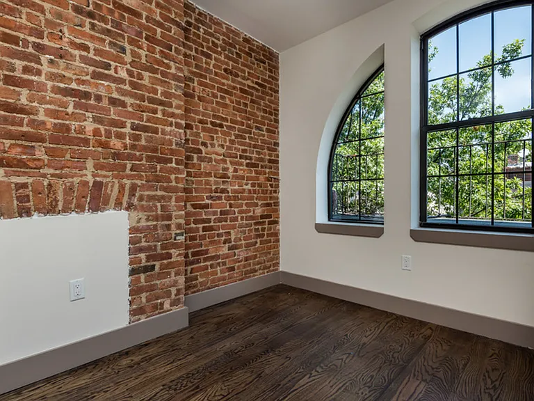 266 Malcolm X Blvd #2F — Photo 8