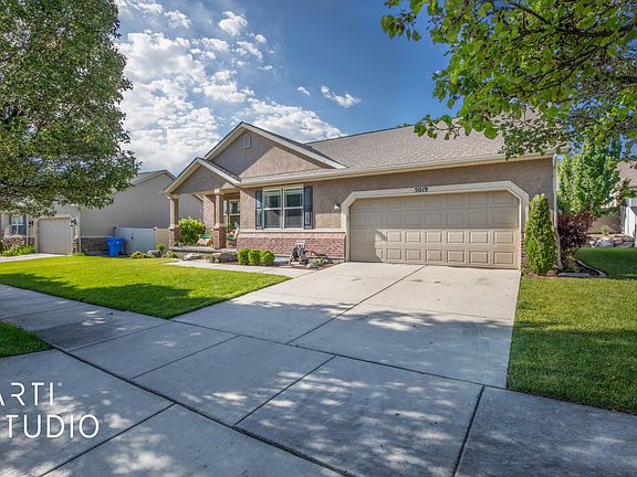 3rd image of 5019 W Greenstreak Dr