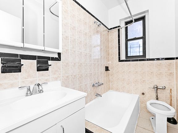 4th image of 30 Seaman Ave APT 2G