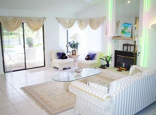 2nd image of 10529 Santa Laguna Dr