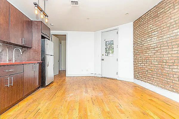 1st image of 461 Park Pl APT 1b