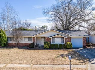 202 Amherst Cir, Fort Smith, AR 72908