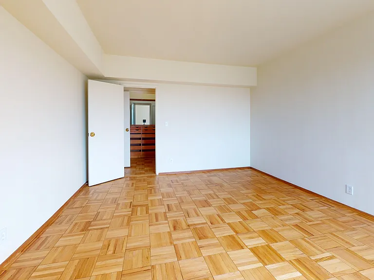Parkmerced Apartments — Photo 30
