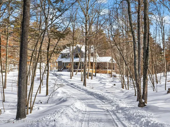 43 Bee Tree Lane, Accord, NY 12404