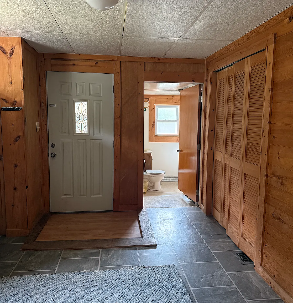 2 bed, 750 sqft, $1,300 — Photo 3