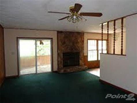 2nd image of 4030 Fieldgreen Pl