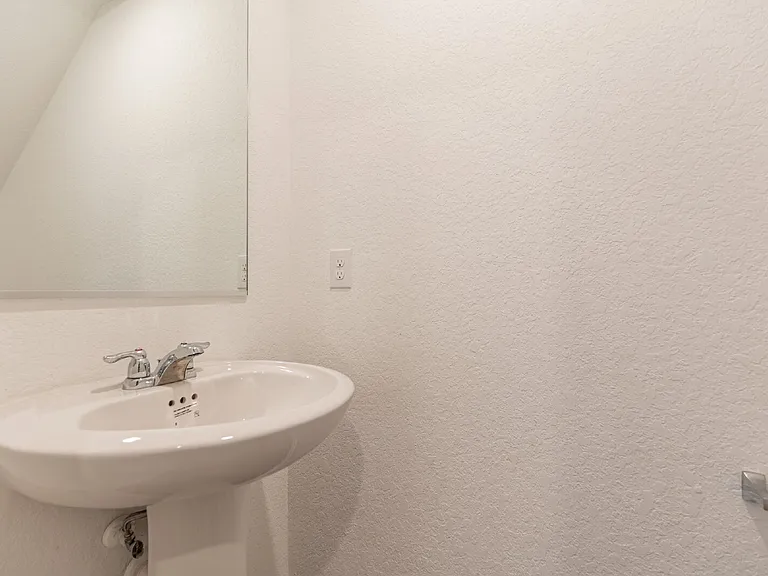 5319 Hornbeck Hts — Photo 12