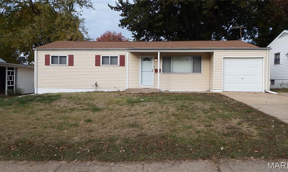 1st image of 1145 S Waterford Dr