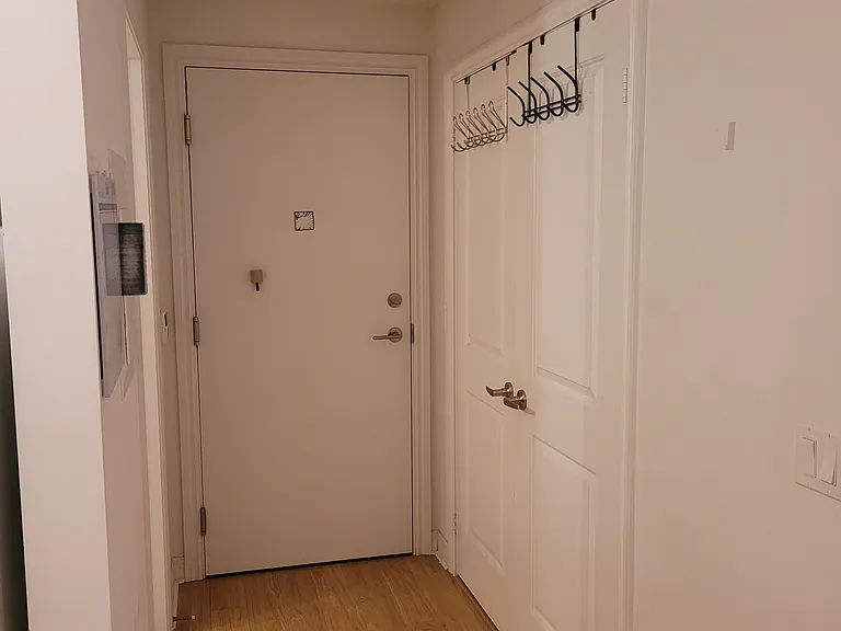 50 Town Centre Ct #1105 — Photo 5