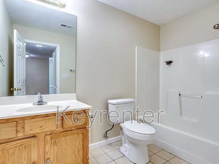 947 Spring Park Rd — Photo 10