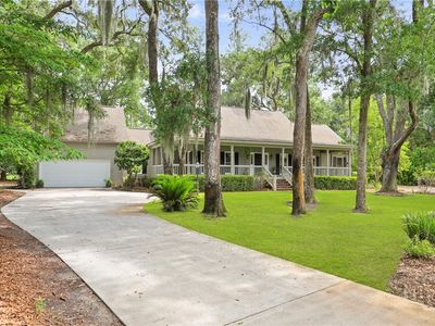 2 Upland Ln, Savannah, GA, 31411