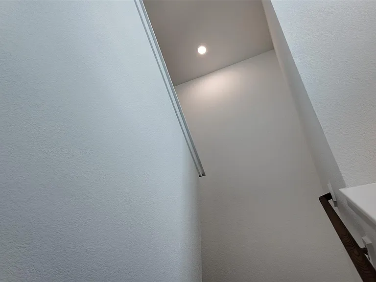 15917 Blass Valley Dr — Photo 14