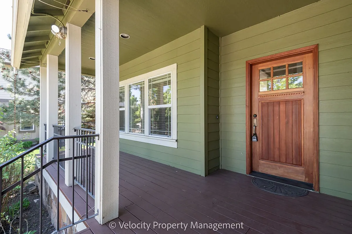 Building Photo - 20669 Sierra Dr