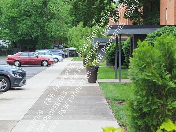 5th image of 1738L E Long St