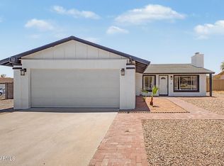2577 E SWEETWATER Avenue, Phoenix, AZ 85032
