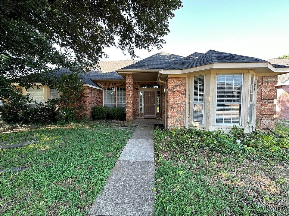 1st image of 202 W Willow Creek Dr