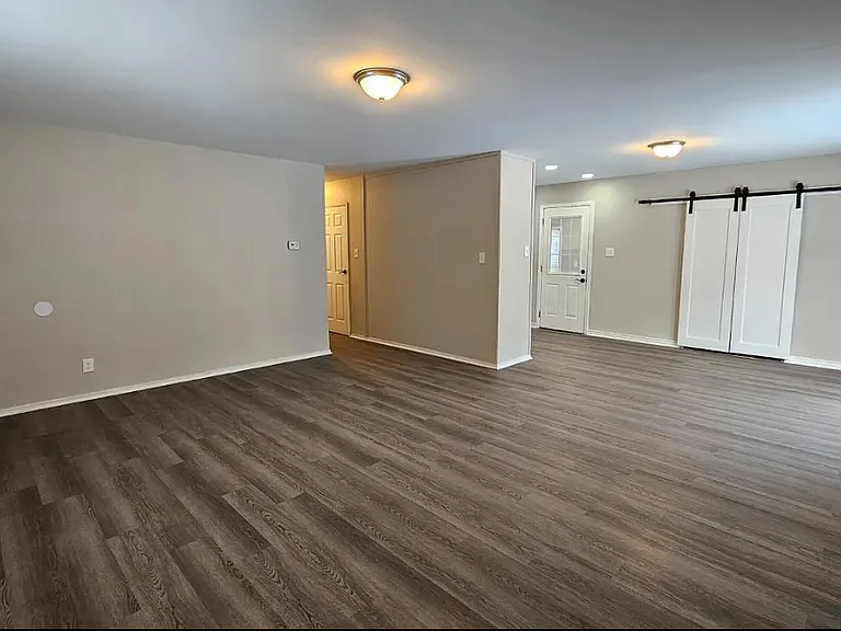 6334 Rhode Island Ave — Photo 3