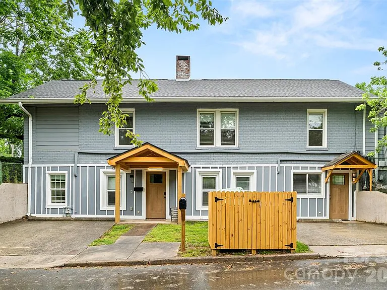 26 Hanover St — Photo 1