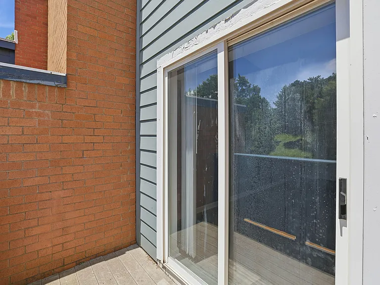 2745 Grinstead Dr #208 — Photo 27