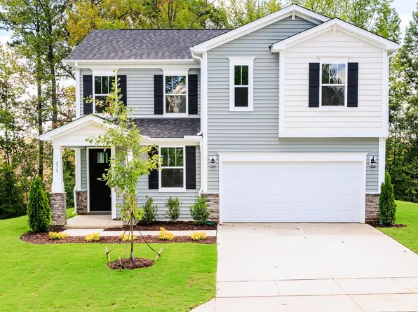 279 Providence Creek Dr, Fuquay Varina, NC 27526