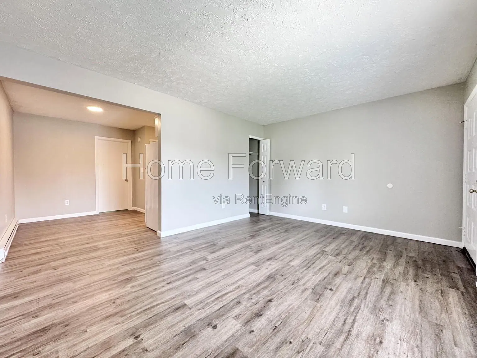 1 bed, 1.0 bath, 608 sqft, $825 — Photo 2