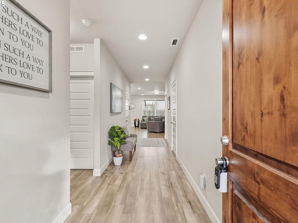 10719 NE 121st Ave, Vancouver, WA 98662 | Zillow