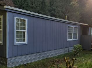 91 Sunny Basin Rd, Castle Rock, WA 98611