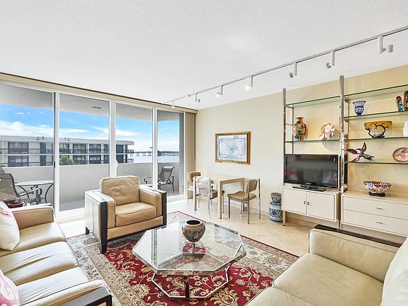 3rd image of 2773 S Ocean Blvd #5060