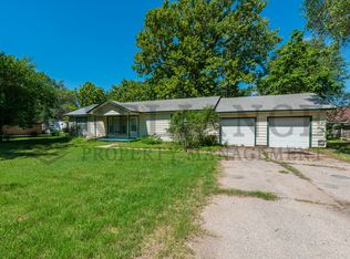 7447 S Ida Ave, Haysville, KS 67060