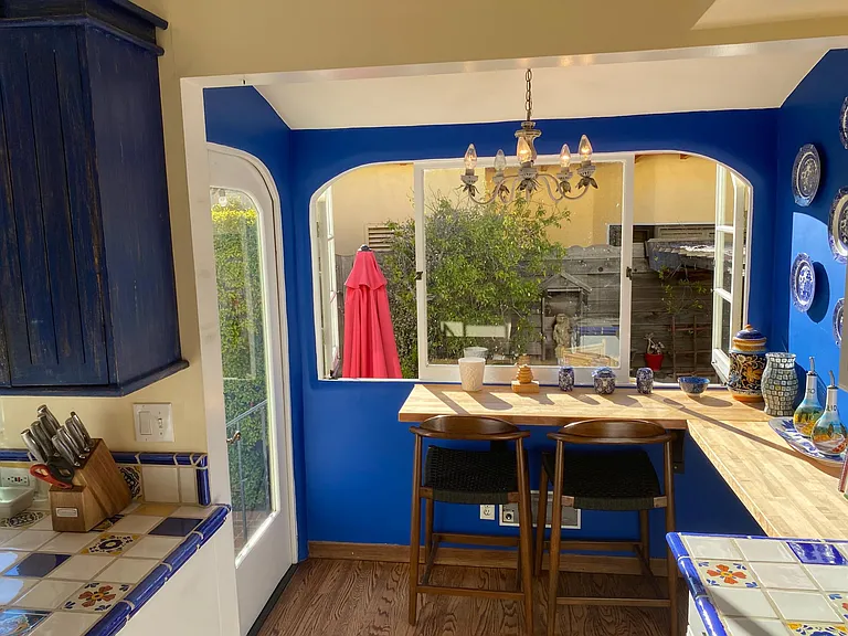 1328 W Valerio St — Photo 33