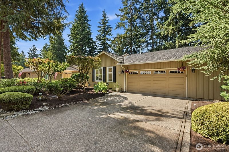 2nd image of 25305 144th Avenue SE #D
