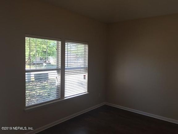3rd image of 2715 Salina Ct
