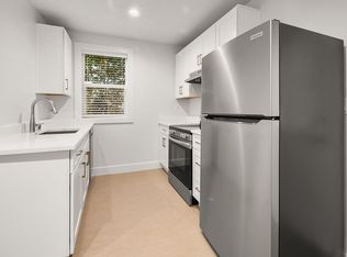 3620 Burke Ave N APT 4, Seattle, WA 98103
